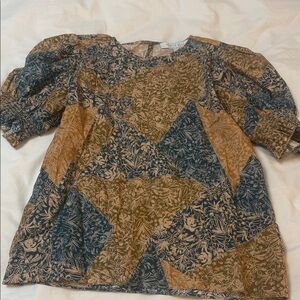Hunter Bell Blue and Tan Floral Blouse